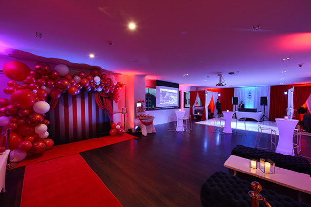 Christmas Parties and Bar Mitzvahs at Stardust Room